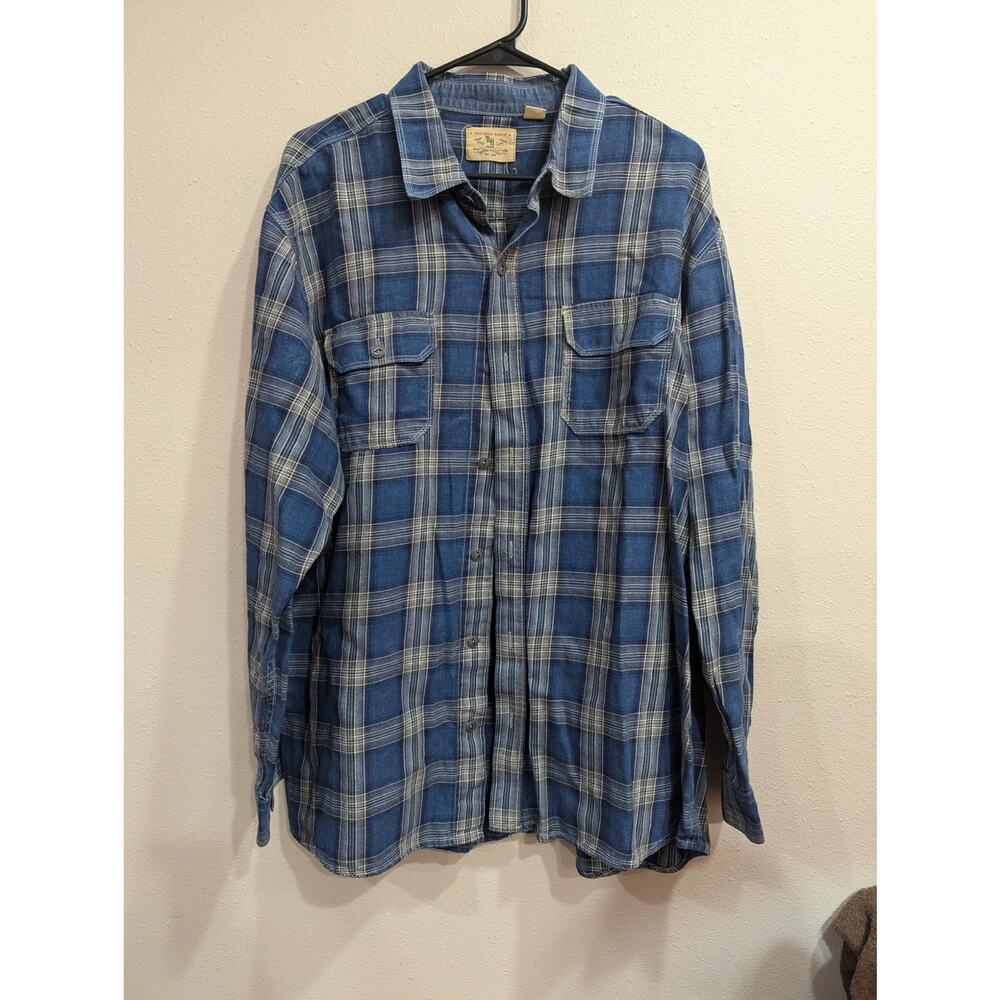 Soft & heavy blue plaid flannel long sleeve button up work shirt Red Head Ranch